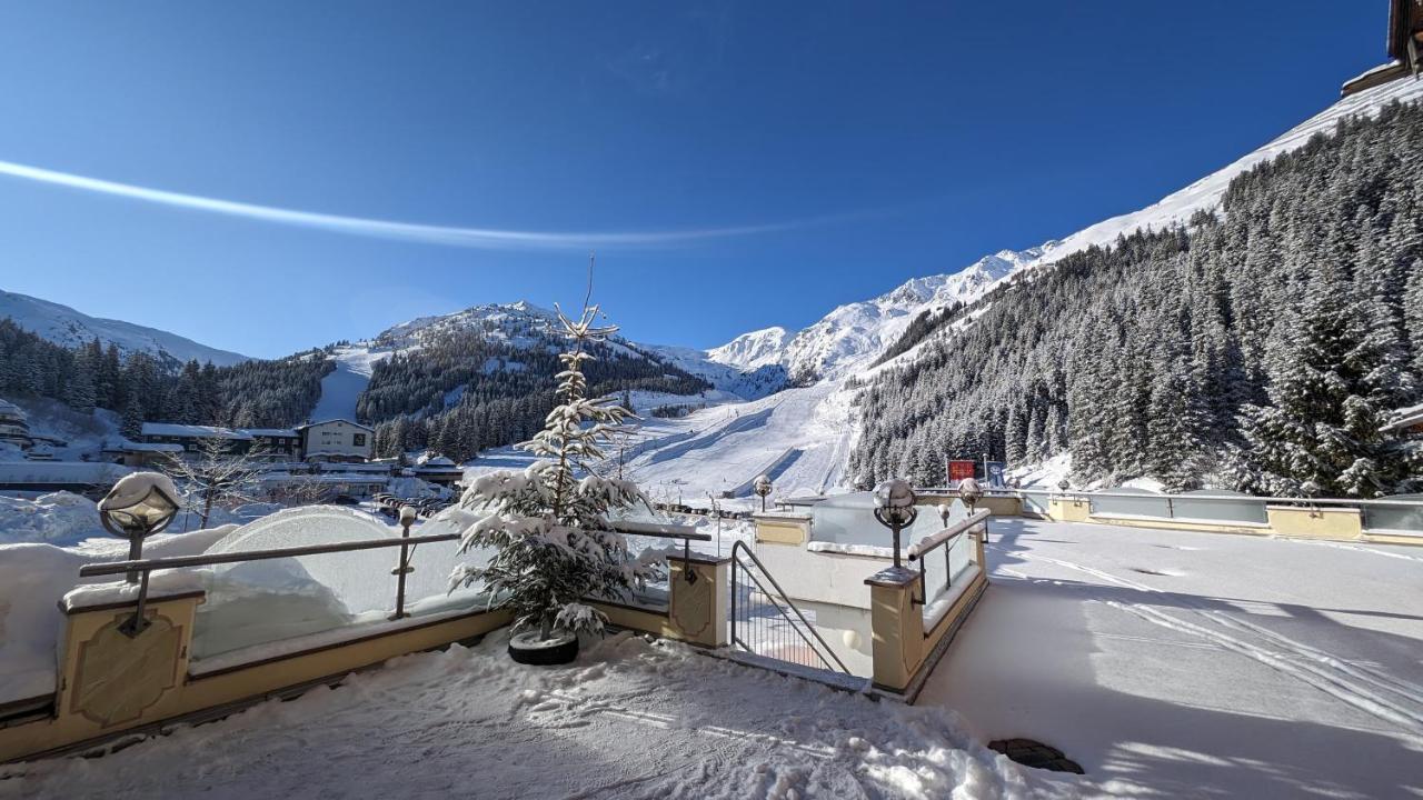 Hotel Almhof Hochfugen Kültér fotó