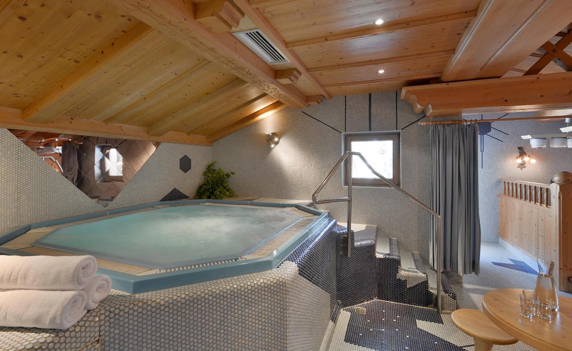 Hotel Almhof Hochfugen Szoba fotó