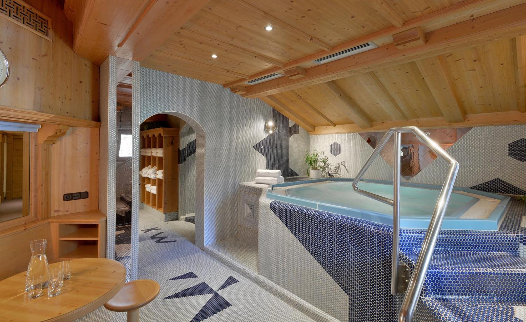 Hotel Almhof Hochfugen Szoba fotó