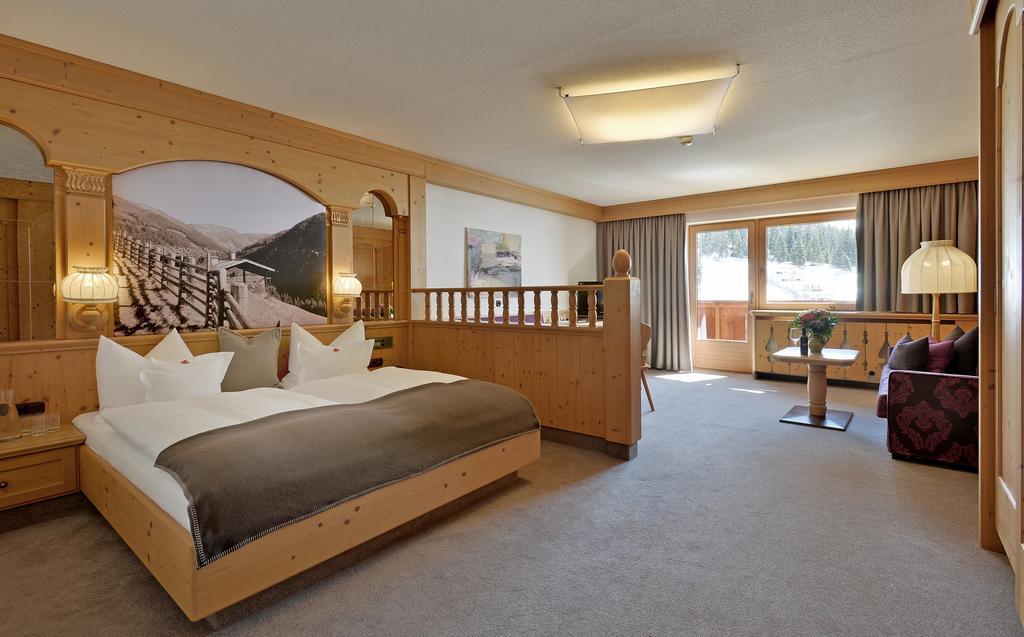 Hotel Almhof Hochfugen Kültér fotó